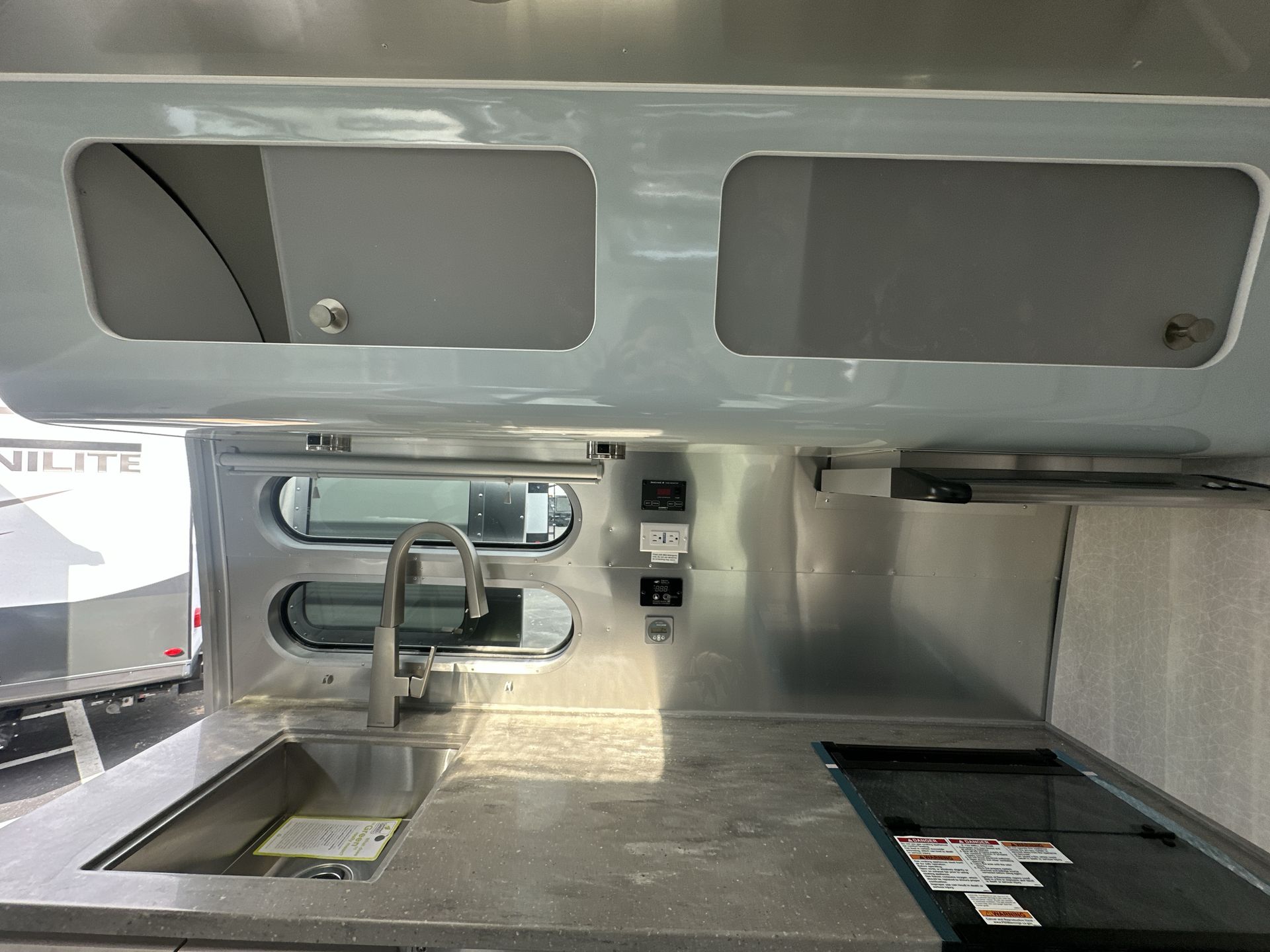 2025 Airstream 30RBQ Base