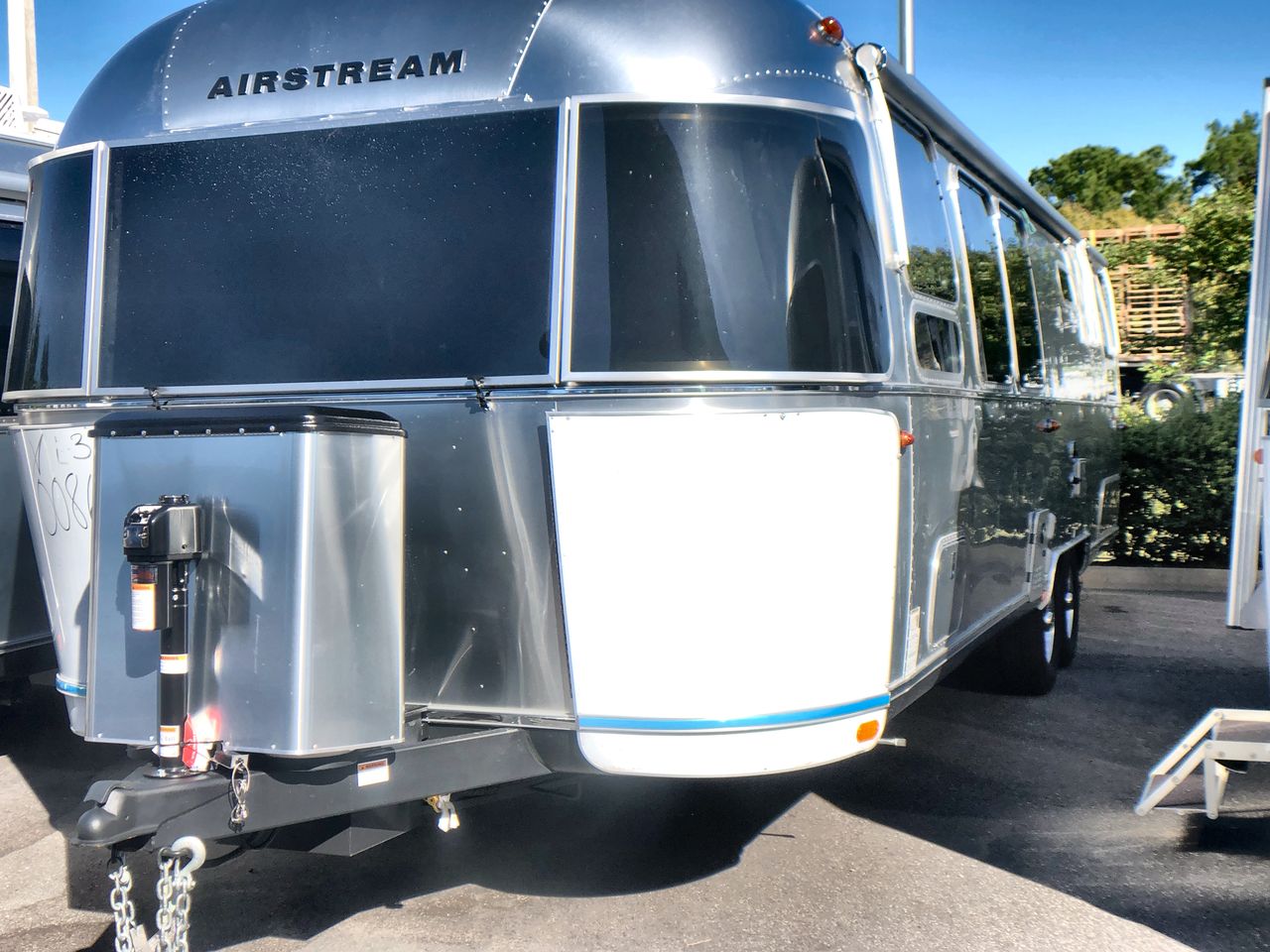 2024 Airstream 30RBT Base