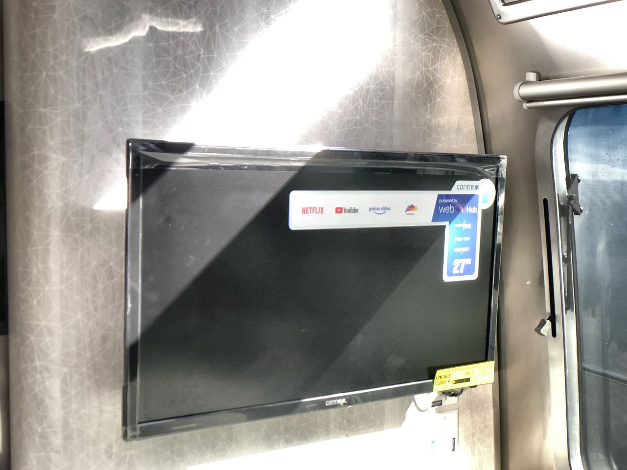 2024 Airstream 30RBT Base