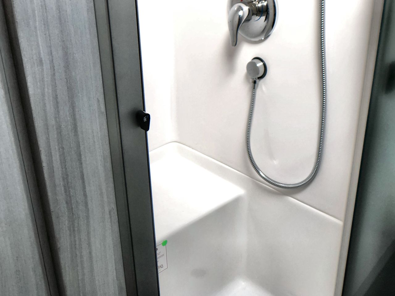 2024 Airstream 30RBT Base