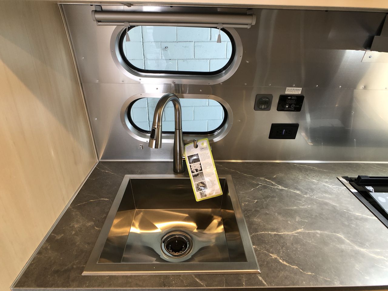 2024 Airstream 23FBT Base