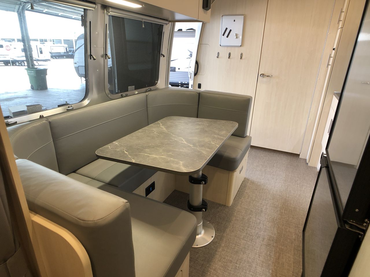 2024 Airstream 23FBT Base