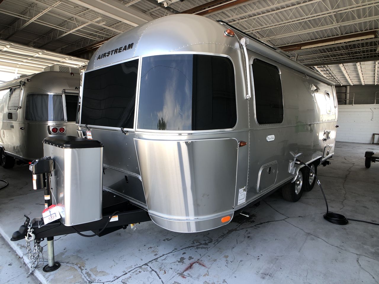 2024 Airstream 23FBT Base