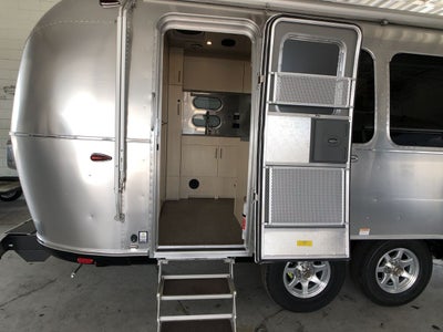 2024 Airstream 23FBT Base