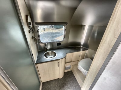2026 Airstream 23FBT Base