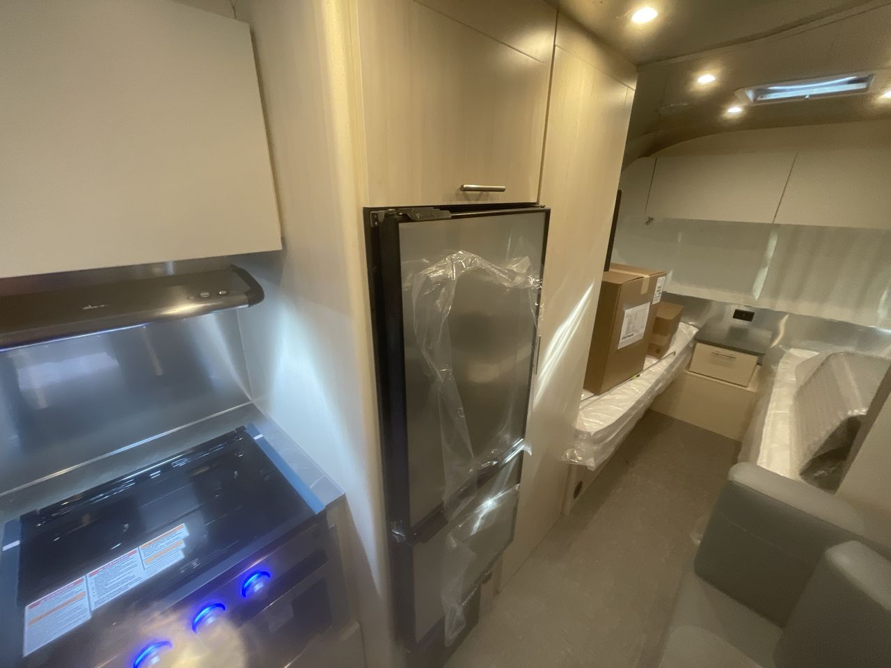 2026 Airstream 23FBT Base