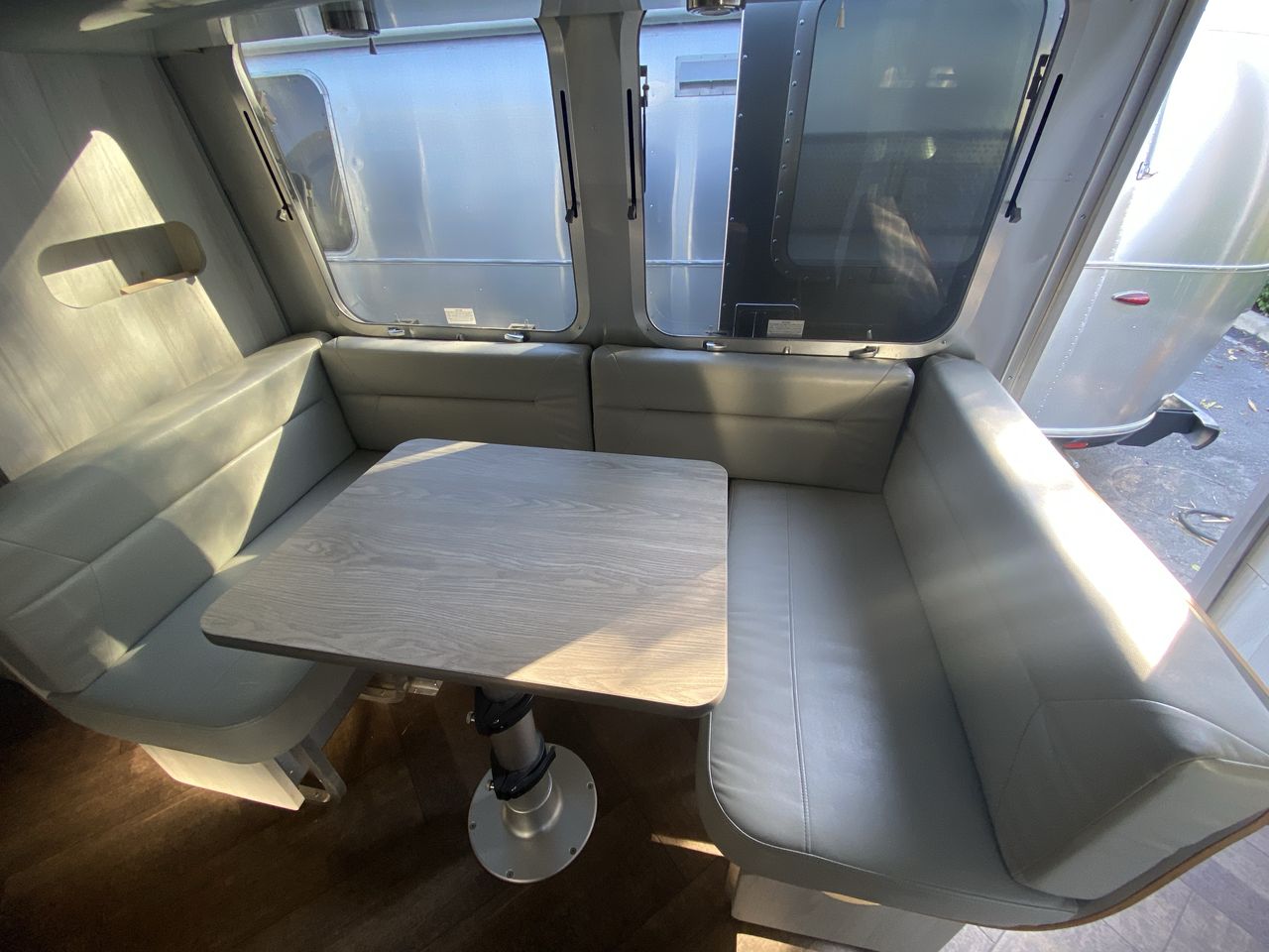 2024 Airstream 23 Base