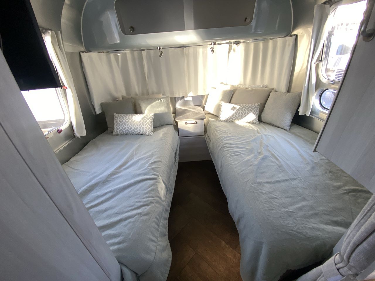 2024 Airstream 23 Base