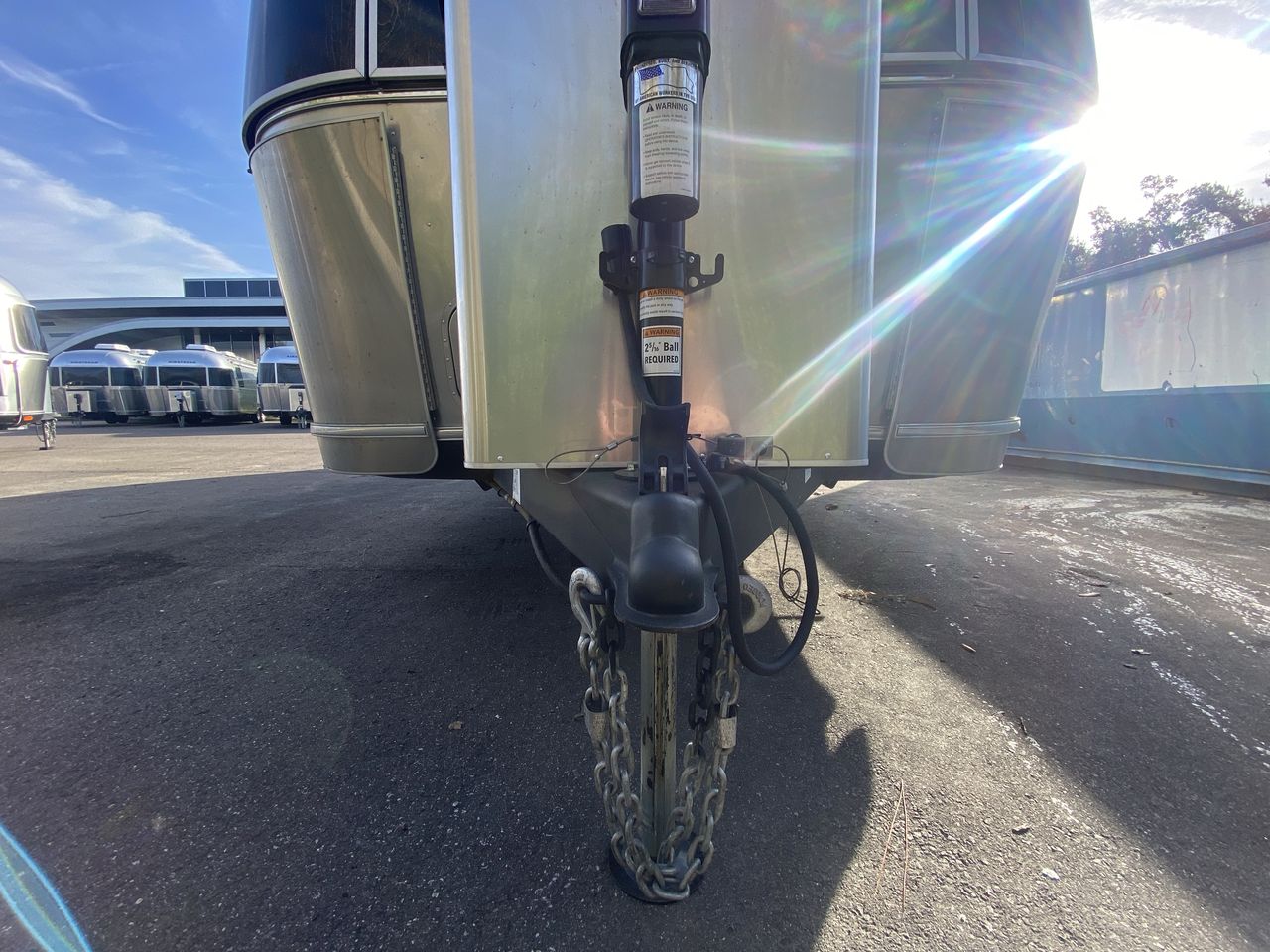 2024 Airstream 27FBQ Base