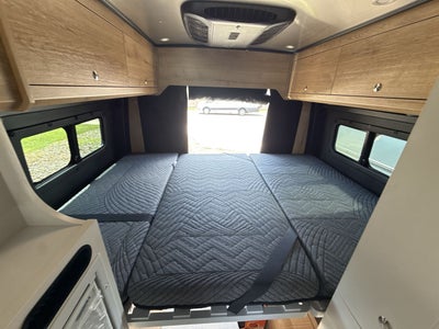 2026 Airstream Rangeline Base