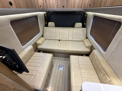 2024 Airstream 24 GL Base