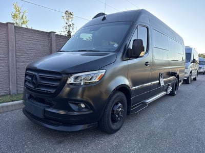 2024 Airstream 24 GL Base