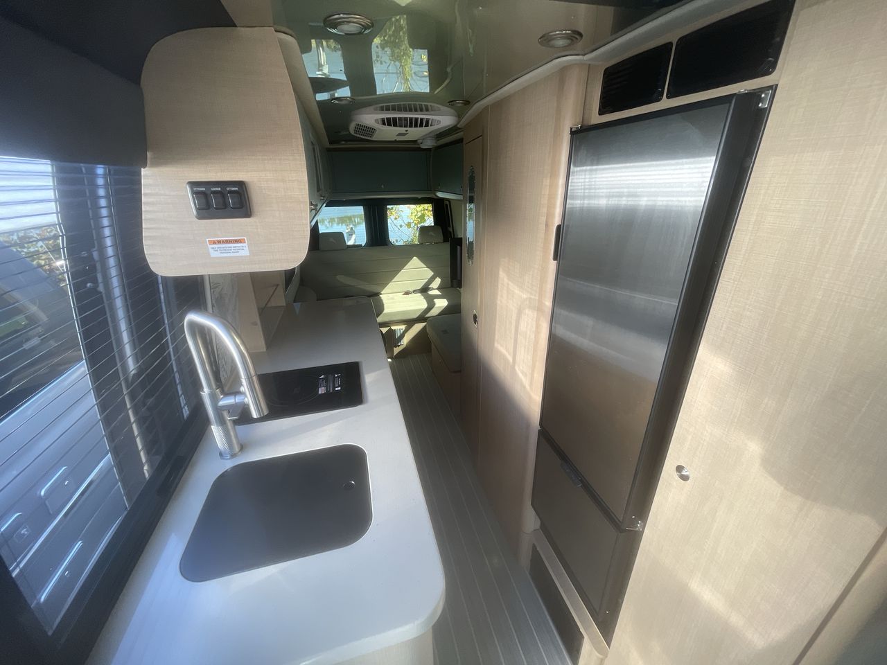 2026 Airstream 24GT Tommy Bahama Base