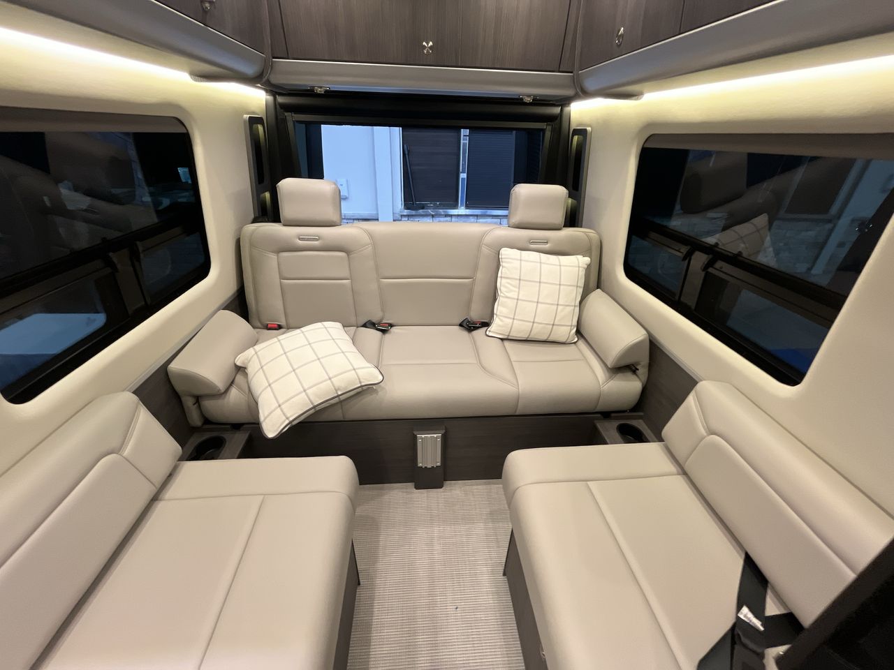 2025 Airstream 24GT Base