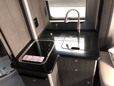 2025 Airstream Murphy Suite Base