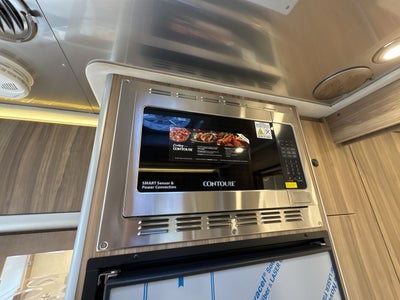 2025 Airstream MURPHY SUITE Base