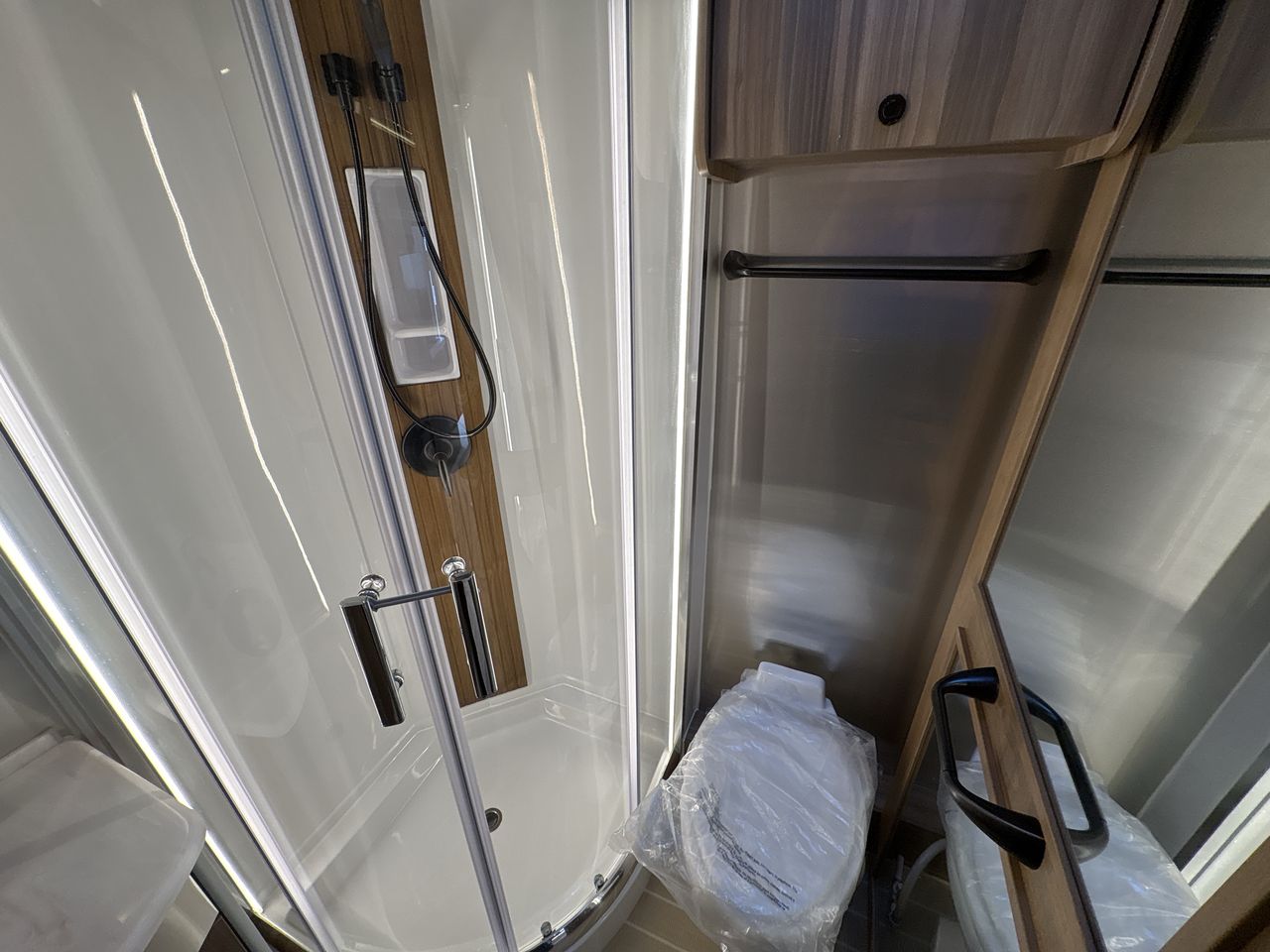 2025 Airstream MURPHY SUITE Base
