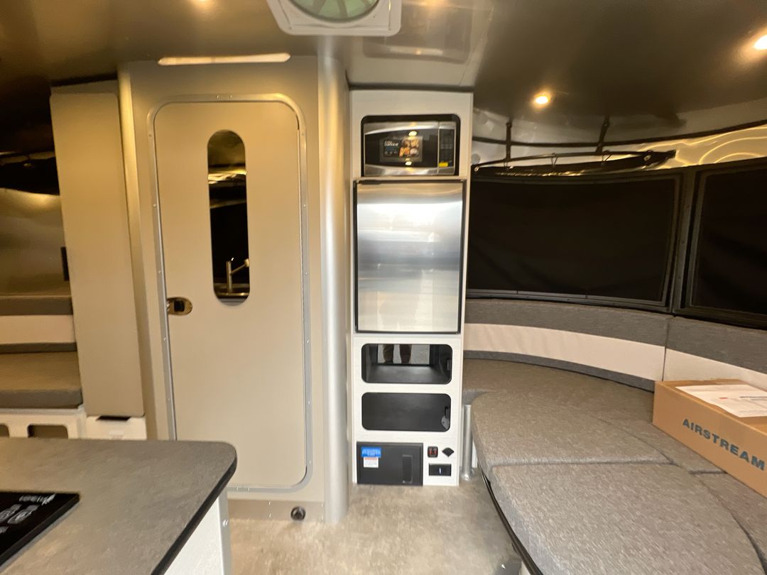 2026 Airstream 20Xe Base