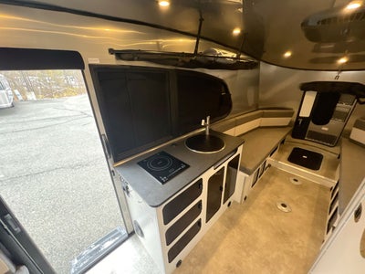 2026 Airstream 20Xe Base