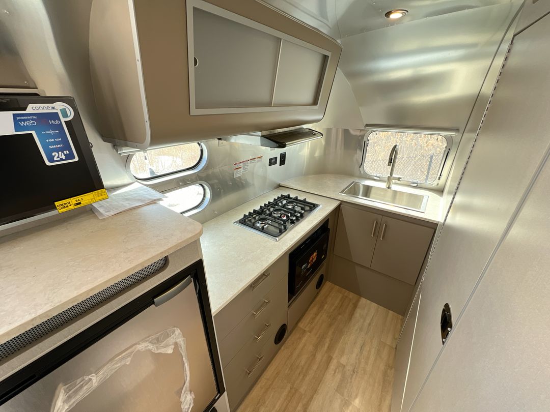 2025 Airstream 20FB Base